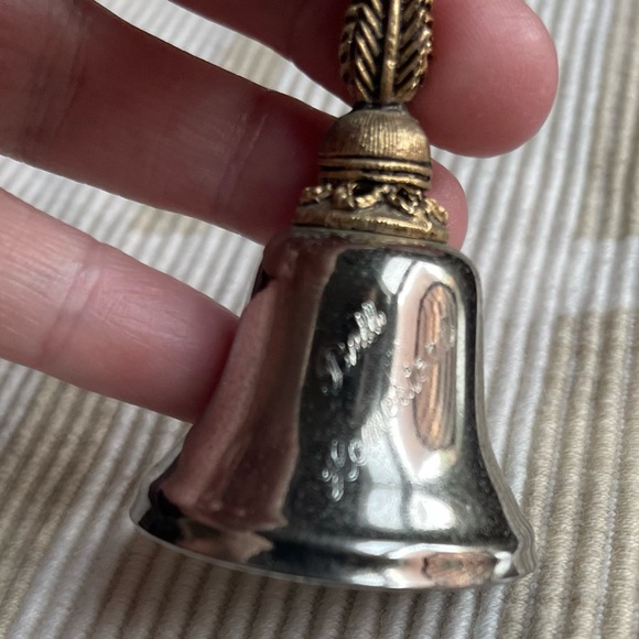 Vintage Souvenir Bell Homestead Hand Bell - Picture 5 of 8